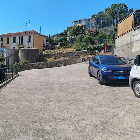 Poggio 72 * سانريمو